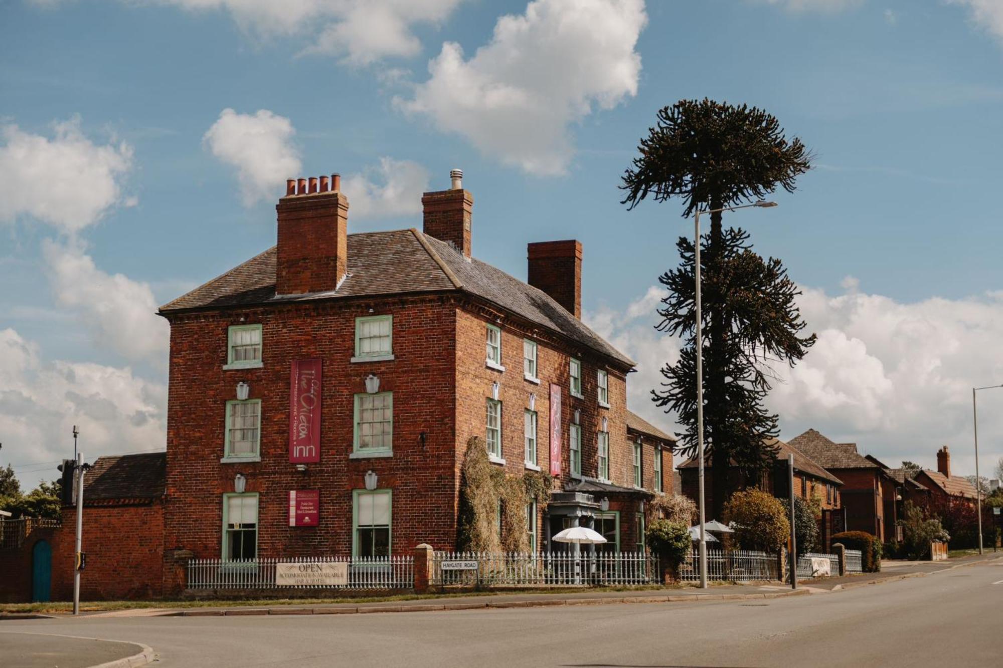 Old Orleton Inn Wellington  Buitenkant foto