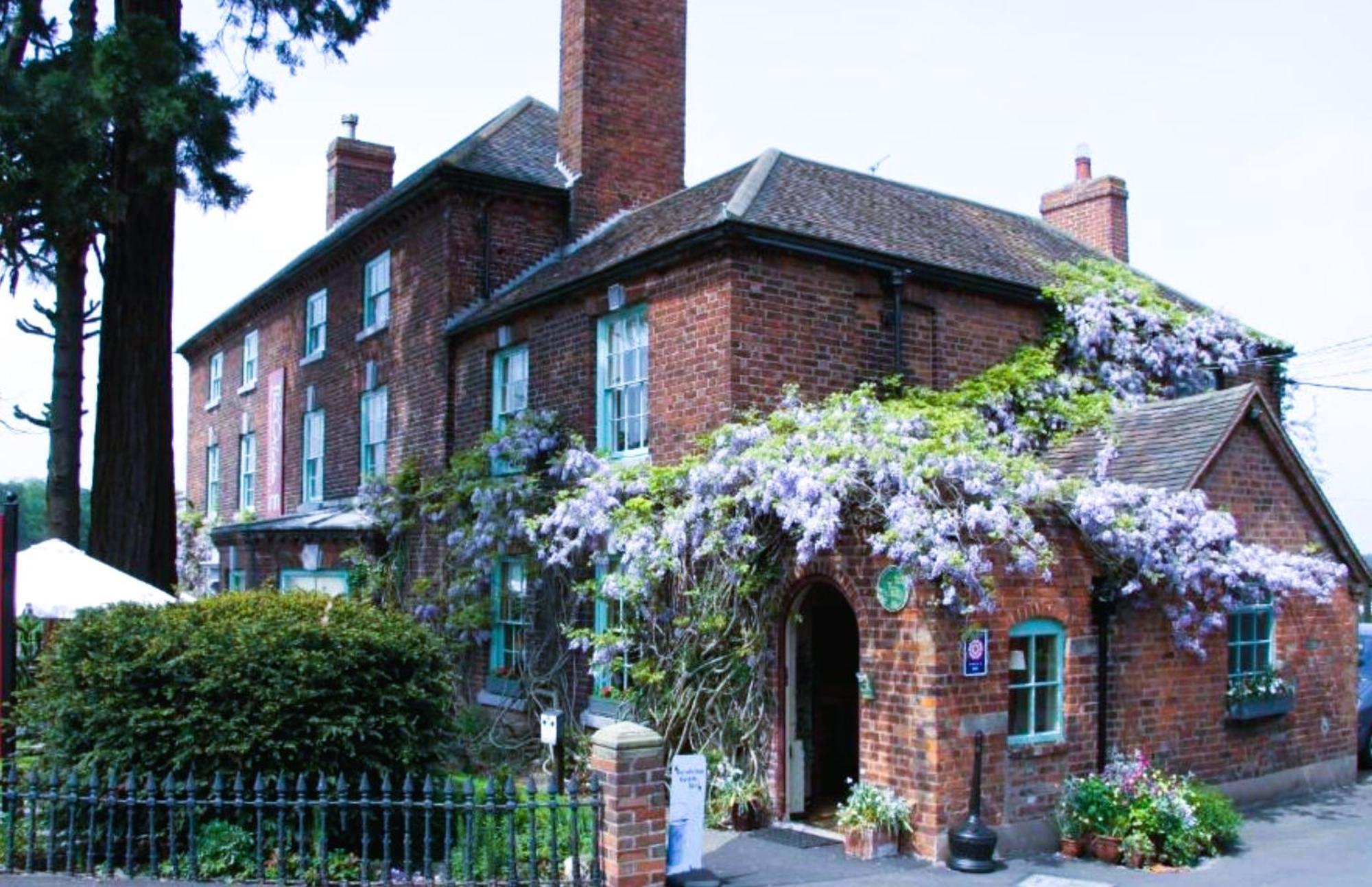 Old Orleton Inn Wellington  Buitenkant foto